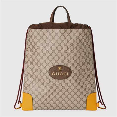 Zaino con coulisse 'Gucci Courrier GG Supreme' .